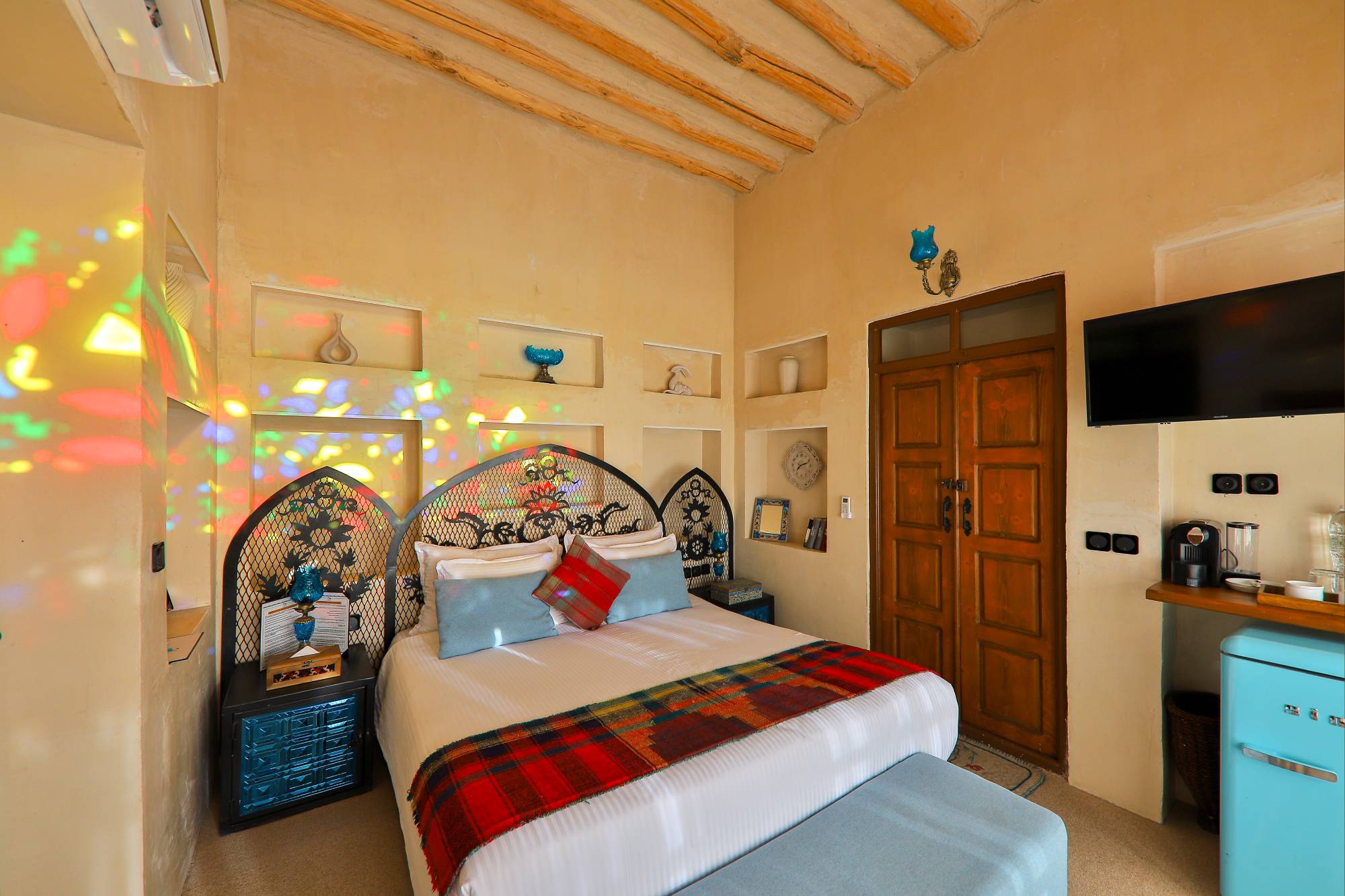 اتاق فیروزه