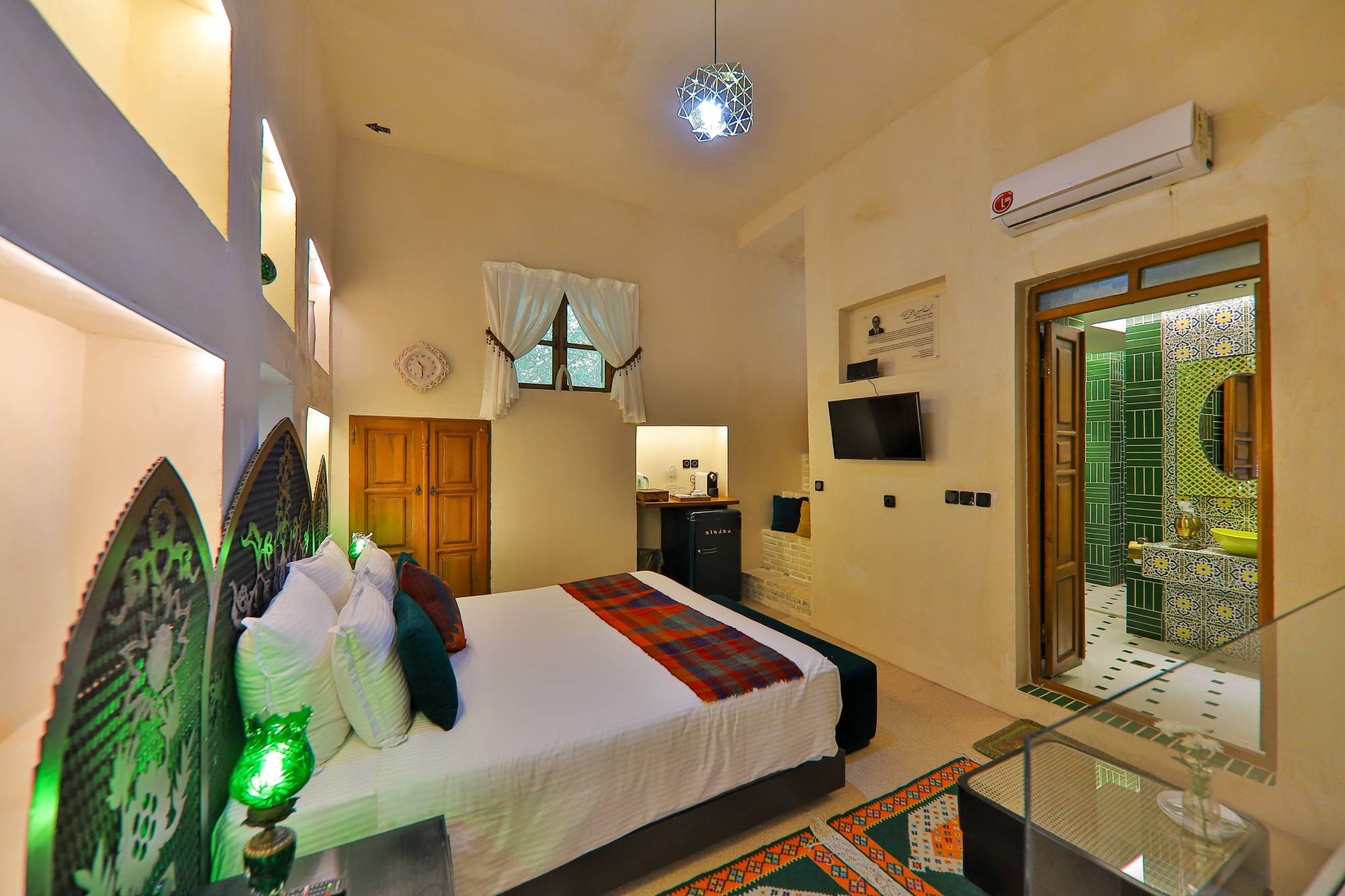 اتاق سبز یاقوتی