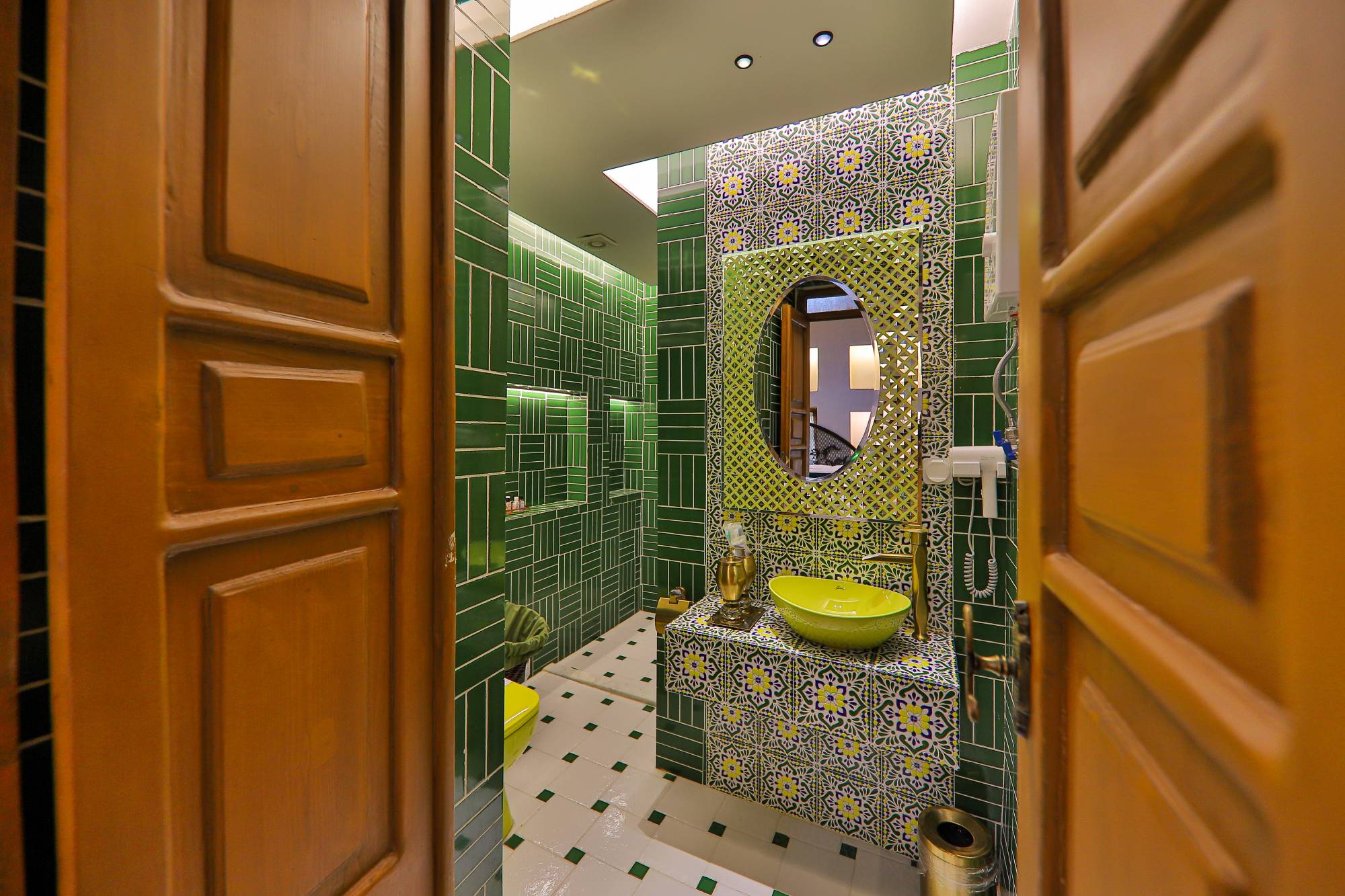 اتاق سبز یاقوتی