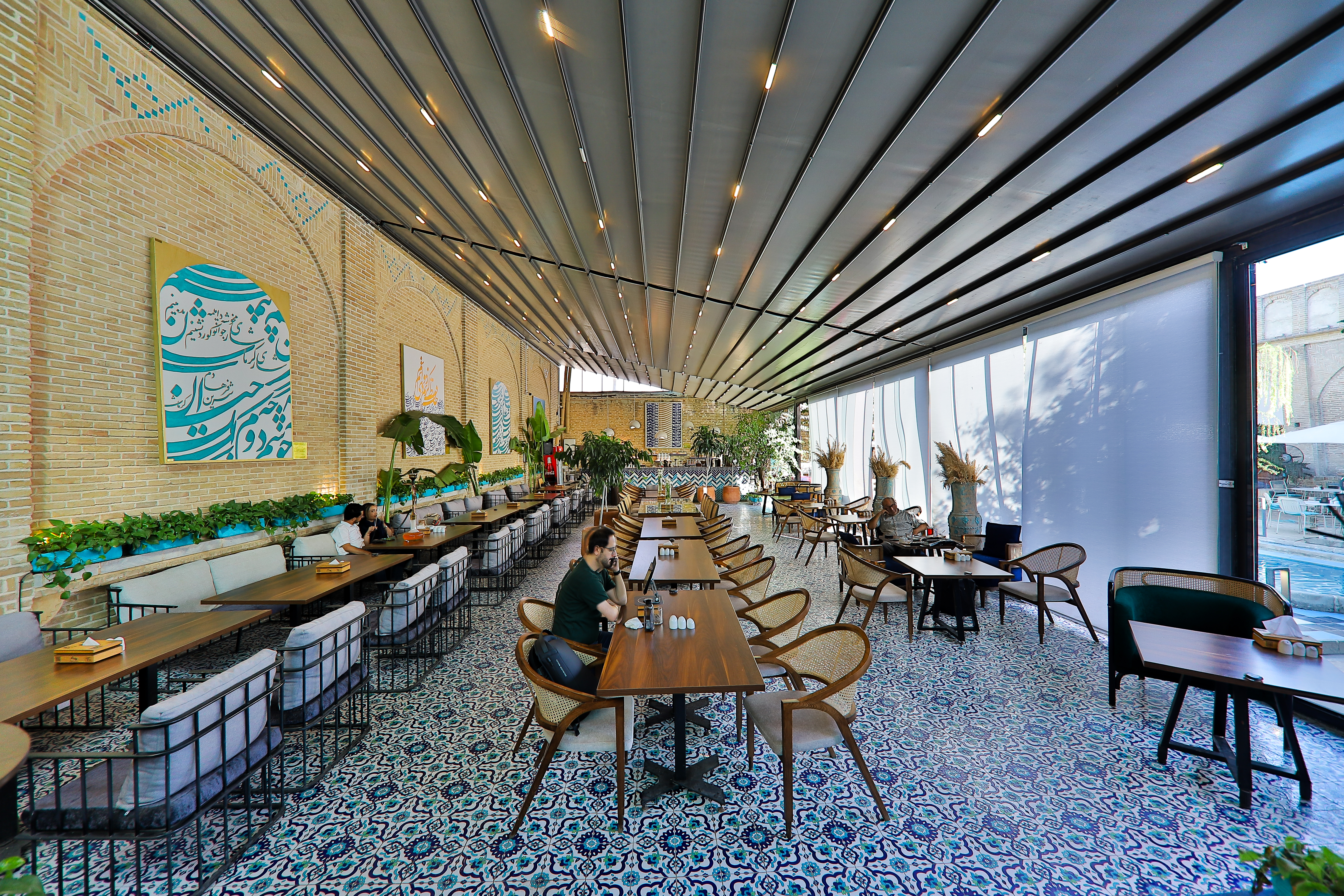 رستوران ونوشک کرمانشاه2