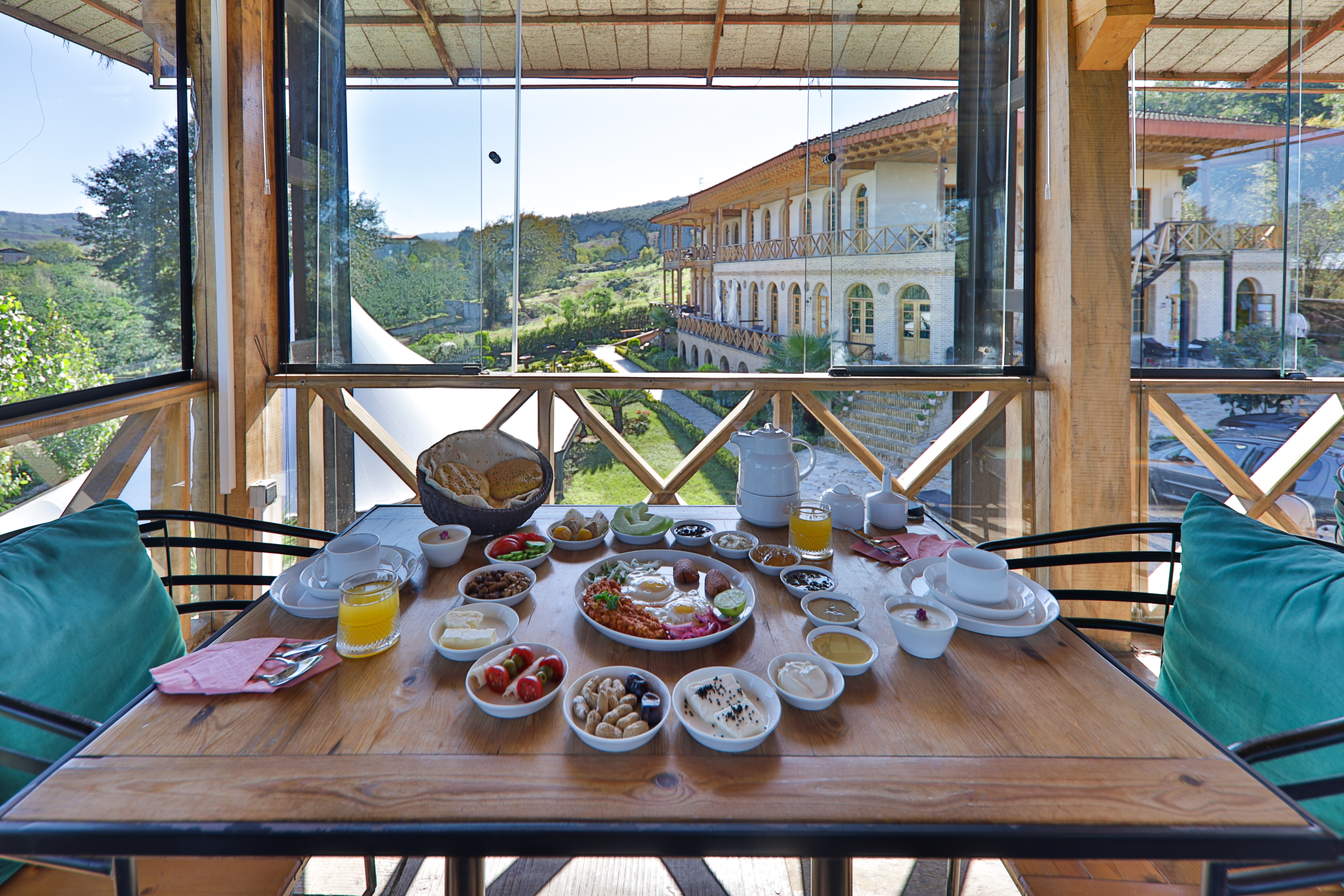 رستوران ونوشک ساری ۵