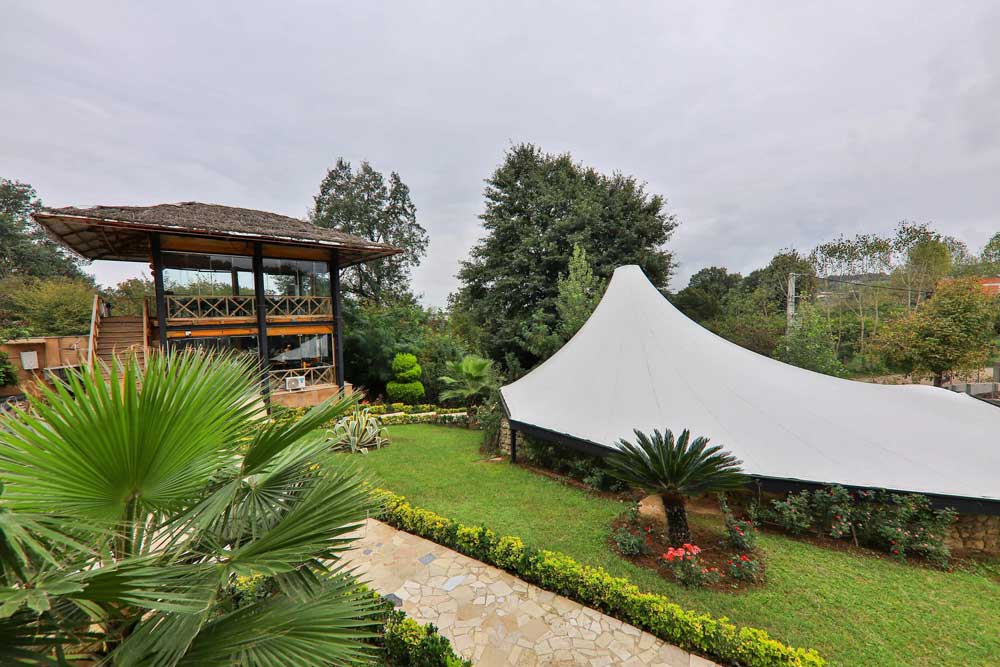 فضای باز هتل بوتیک ونوشک ساری