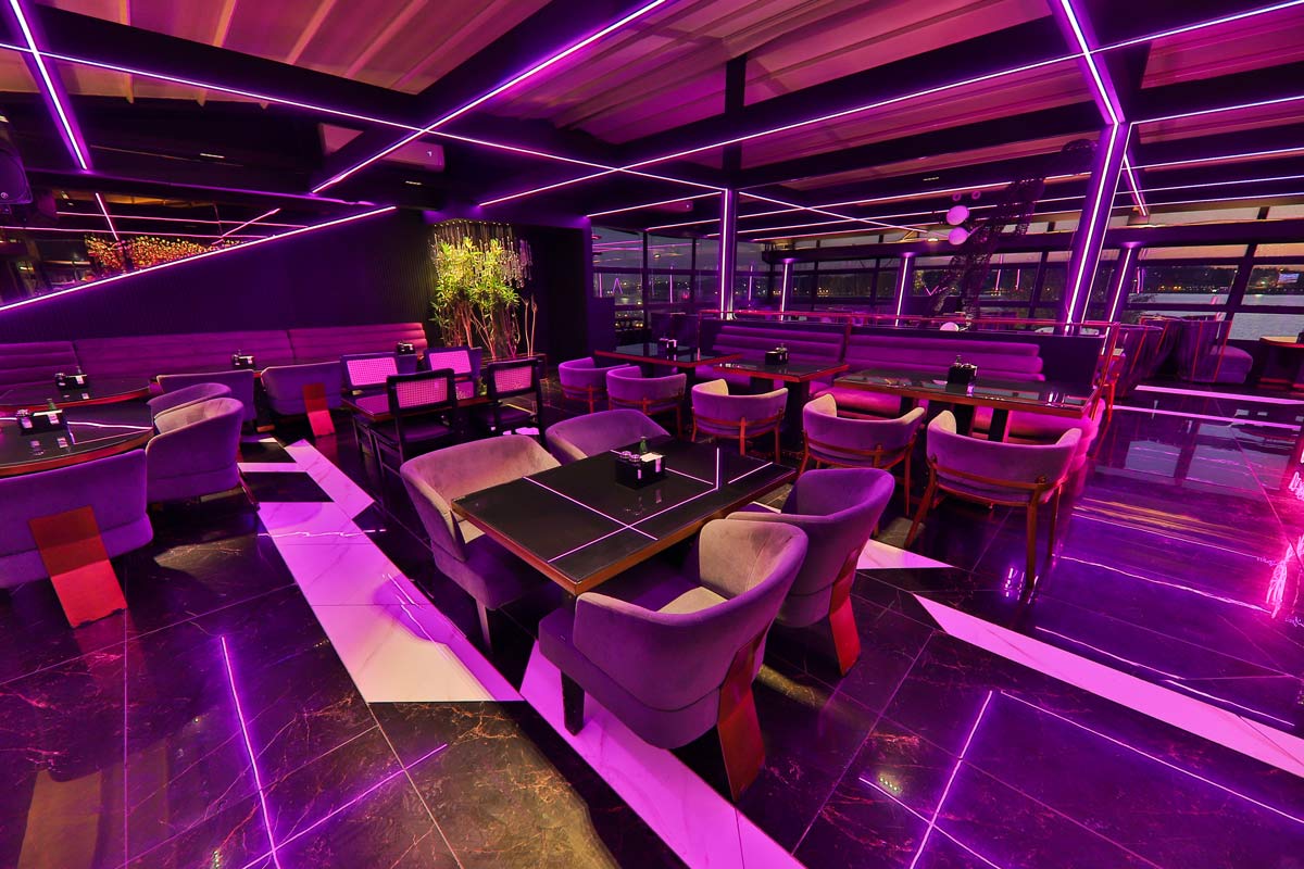 
سالن بار / ونوشک